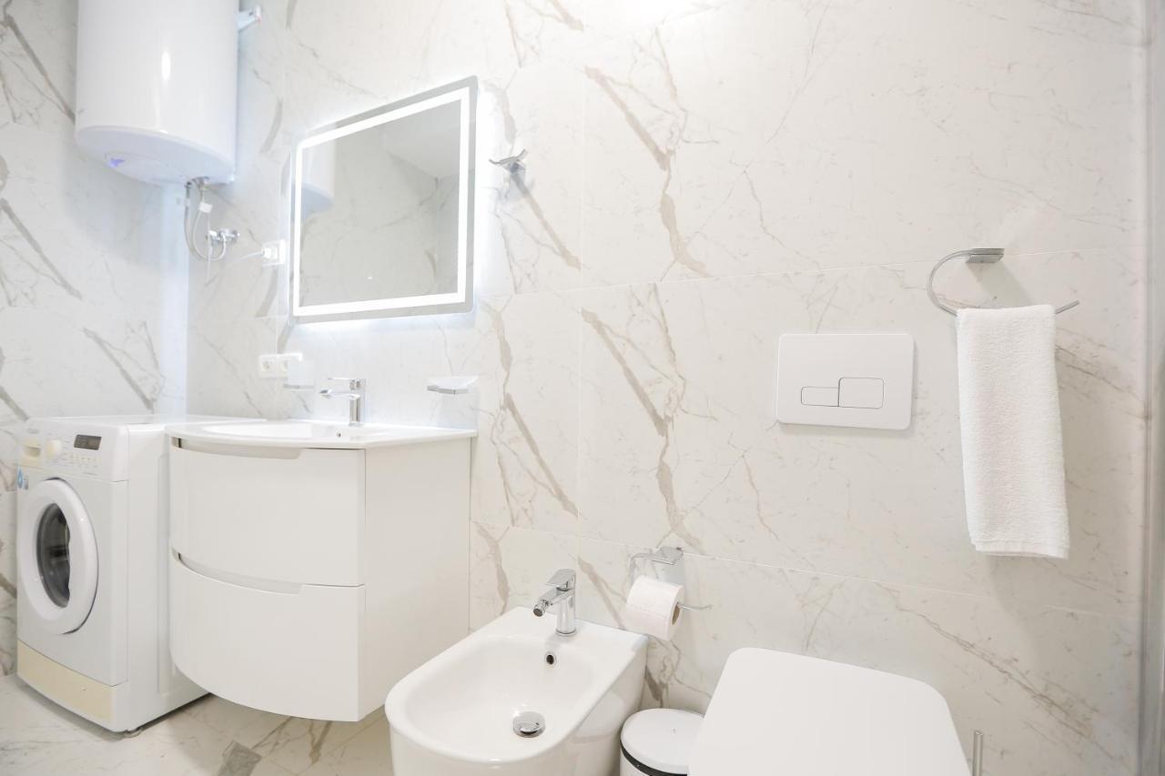 Miku Apartment-Premium 2Bd At Wilson Square Tiranë Luaran gambar